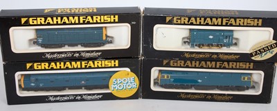 Lot 1060 - 4 Graham Farish N gauge BR blue diesel...