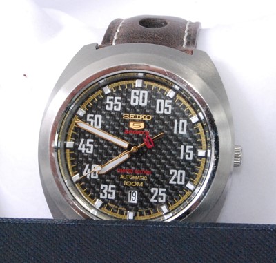 Lot 2030 - A gent's Seiko 5 Sports steel cased automatic...