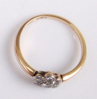 Lot 2098 - A circa 1920s 18ct gold diamond cluster ring,...