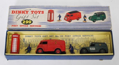 Lot 2015 - A Dinky Toys gift set No.299 Post Office...