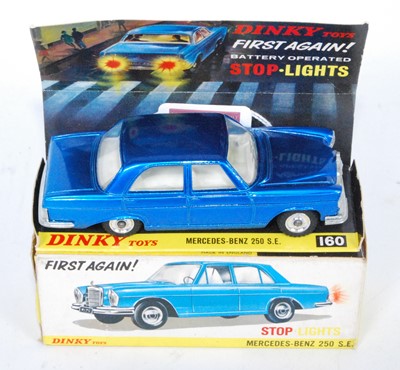 Lot 2025 - A Dinky Toys No.160 Mercedes Benz 250SE,...