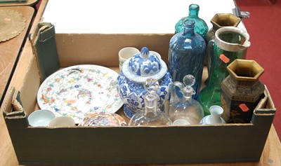 Lot 67 - A box of miscellaneous china and glassware, to...