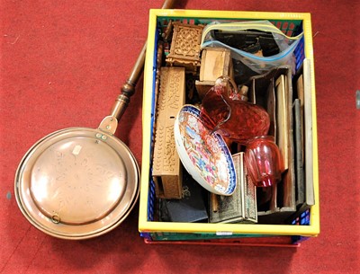 Lot 171 - A box of miscellaneous items, to include 19th...