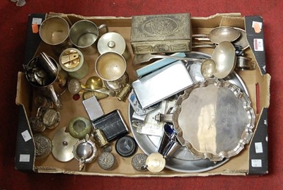 Lot 274 - A box of miscellaneous items, to include...