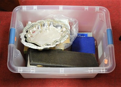 Lot 277 - A box of miscellaneous items, to include pair...