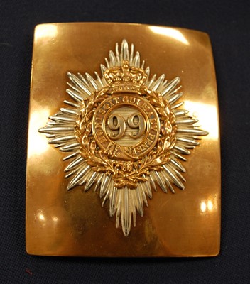 Lot 72 - A collection of miscellaneous militaria to include