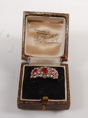 Lot 1191 - An Edwardian yellow and white metal synthetic...