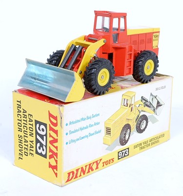 Lot 1929 - A Dinky Toys No. 973 Eaton Yale articulated...