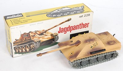 Lot 2512 - A Solido No. 228 Jagdpanther tank finished in...