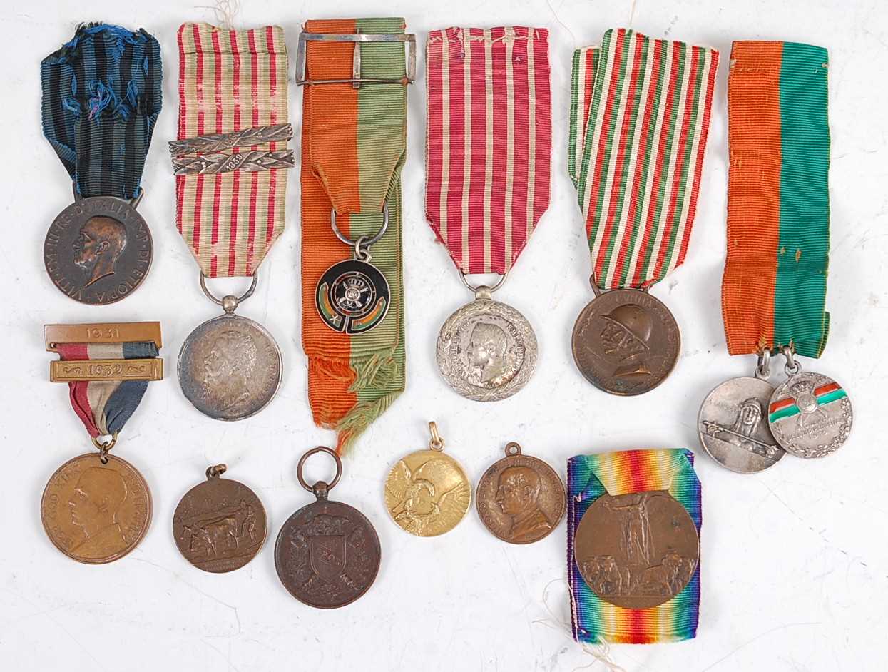 Lot 51 - A collection of mainly Continental medals to include