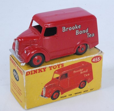 Lot 1945 - A Dinky Toys No. 455 Trojan Brooke Bond Tea...