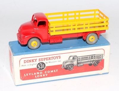 Lot 1907 - A Dinky Toys No. 531 Leyland Comet lorry...