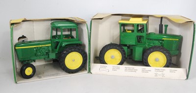 Lot 1201 - A John Deere ERTL large scale diecast group to...