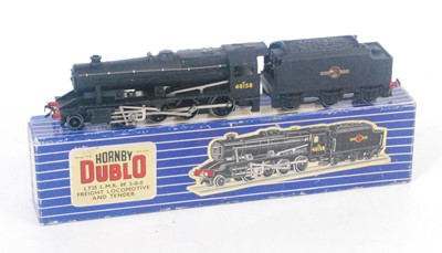 Lot 520 - LT25 Hornby Dublo 2-8-0 freight loco and...