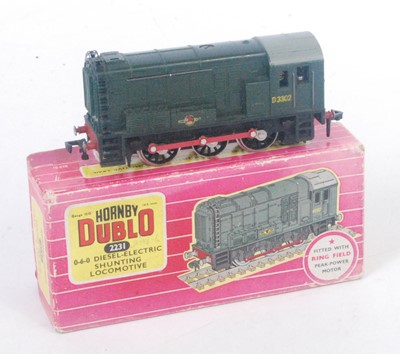 Lot 556 - 2231 Hornby Dublo 2-rail 0-6-0 diesel electric...