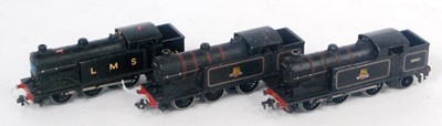 Lot 583 - Three Hornby Dublo 0-6-2 tank engines EDL7/17...