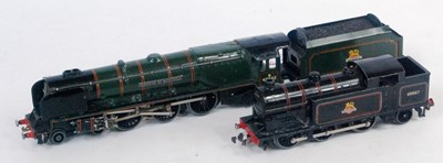Lot 588 - Two Hornby Dublo locos - EDL12 Duchess of...