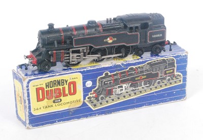 Lot 589 - 3218 Hornby Dublo 2-6-4 tank loco BR 80059...