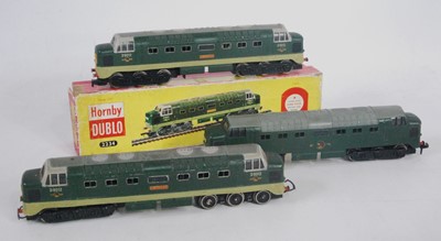 Lot 592 - Three Hornby Dublo Co-Co diesel electric locos:...