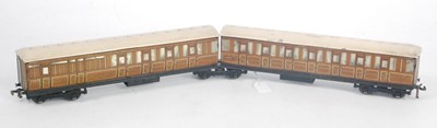 Lot 594 - Two car set Hornby Dublo Gresley teak...