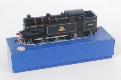 Lot 613 - EDL17 Hornby Dublo 0-6-2 tank loco BR69567...