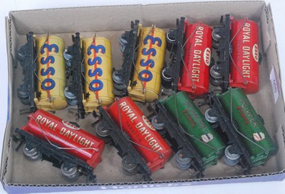 Lot 650 - A tray of nine Hornby Dublo tank wagons: 3x...