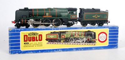 Lot 663 - 3235 Hornby Dublo loco and tender 'Dorchester'...