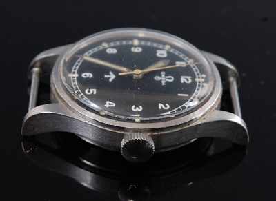 Lot 15 - A Gentleman's Omega Military Issue steel cased Pilot/Navigators wristwatch