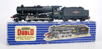 Lot 698 - LT25 Hornby Dublo 8F freight loco and tender 2-...