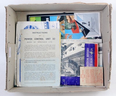 Lot 861 - Box containing Hornby Dublo instructions,...