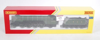 Lot 436 - Hornby Railroad R3171 LNER lined green class...