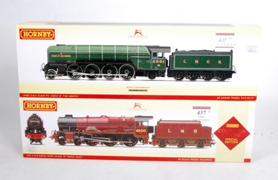 Lot 437 - Two Hornby items: R3207 LNER lined green P2...