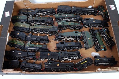 Lot 403 - Large tray containing 18 tank and tender locos,...