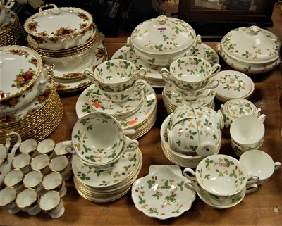 Lot 112 - A Wedgwood 8-place setting tea and dinner...