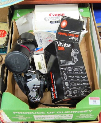 Lot 81 - A box of cameras and accessories to include...