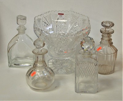 Lot 152 - A small collection of miscellaneous glassware...