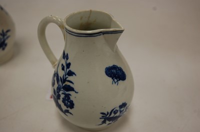 Lot 253 - A mid 18th century Worcester porcelain...