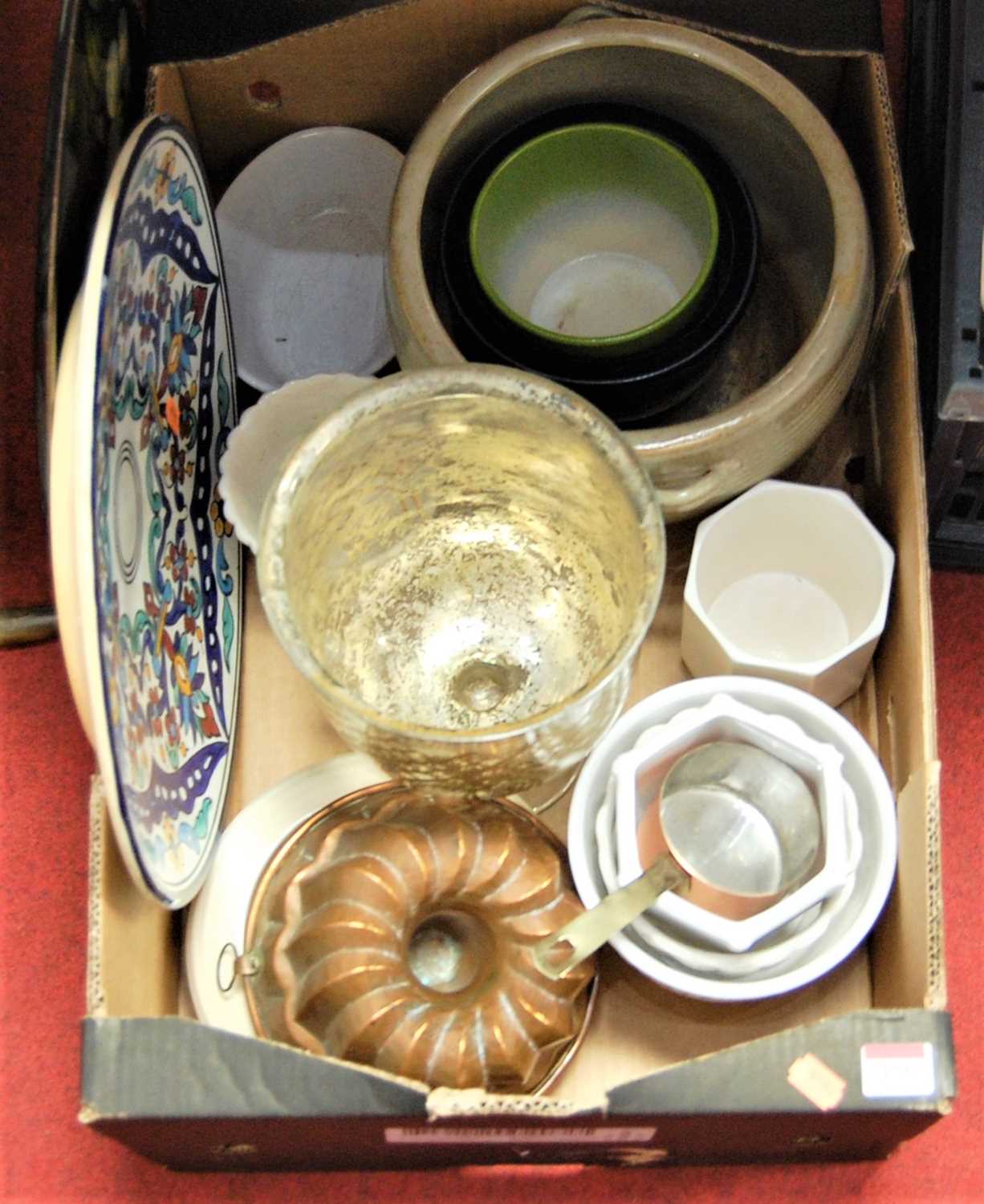 Lot 173 - A collection of miscellaneous items to include...