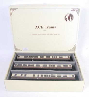 Lot 263 - ACE trains set A, GWR brown and cream...