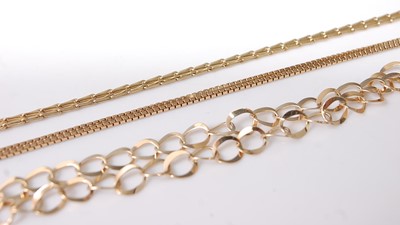Lot 364 - A 9ct gold box link neck chain 14.5g, length...