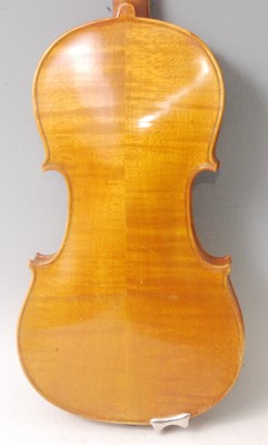 Lot 601 - An early 20th century German violin