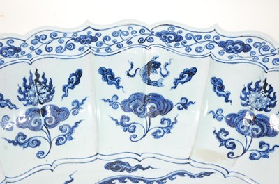 Lot 1347 - A Chinese export blue and white decorated...