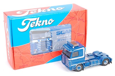 Lot 2633 - A Tekno 1/50 scale model of a C Eaton Scania...