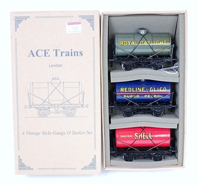 Lot 318 - ACE Trains set 5 - G/1 of 3 tank wagons:-...