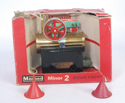 Lot 7 - A Mamod boxed and loose stationary steam plant...