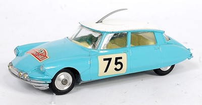 Lot 1631 - A Corgi Toys No. 323 Citroen DS 19 Monte Carlo...