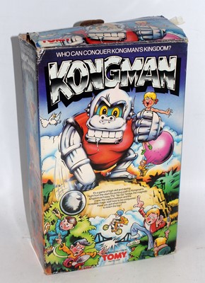 Lot 3152 - A Tomy No. 5300 Kong Man boxed battery...