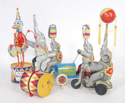 Lot 3257 - A modern release tinplate novelty toys by...