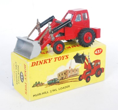 Lot 2010 - A Dinky Toys No. 437 Muir Hill 2/WL loader...