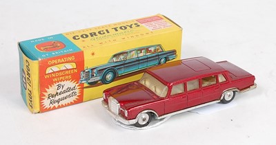 Lot 1661 - A Corgi Toys No. 247 Mercedes Benz 600 Pullman...